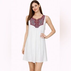 Westport white crinkle gauze dress boho embroidery sz medium